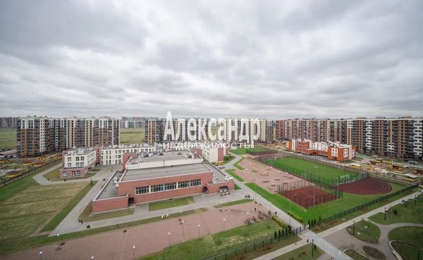 Продам двухкомнатную (2-комн.) квартиру, Английская ул, 8, Бугры п