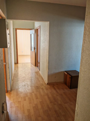 Продам трехкомнатную (3-комн.) квартиру, Гатчинское ш, 8к2, Красное Село г