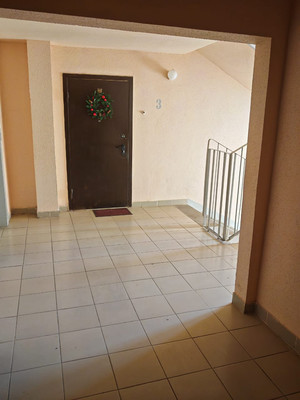 Продам трехкомнатную (3-комн.) квартиру, Гатчинское ш, 8к2, Красное Село г