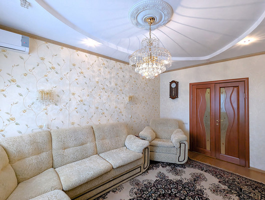 Продам двухкомнатную (2-комн.) квартиру, Родники мкр, 3, Знамя Октября п