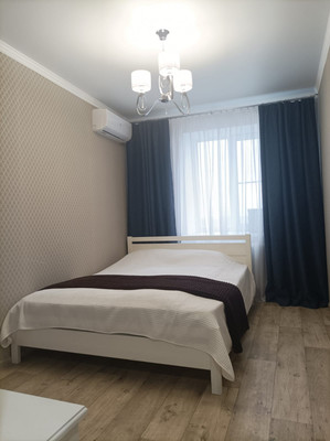 Продам двухкомнатную (2-комн.) квартиру, Весенняя ул, 40, Волгодонск г