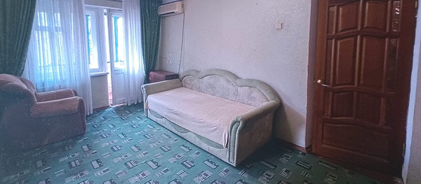 Продам двухкомнатную (2-комн.) квартиру, Свободы ул, 23, Краснодар г