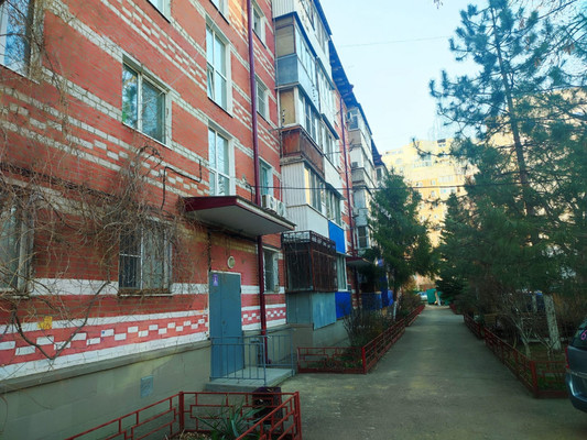 Продам двухкомнатную (2-комн.) квартиру, Свободы ул, 23, Краснодар г