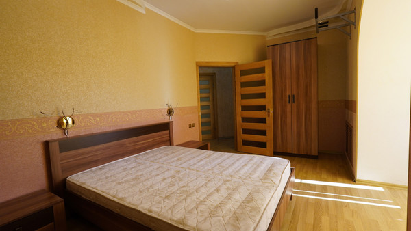 Продам двухкомнатную (2-комн.) квартиру, Партизанская ул, 34, Ставрополь г