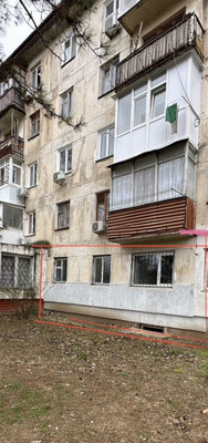 Продам двухкомнатную (2-комн.) квартиру, Строительная ул, 12, Саки г