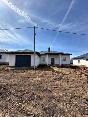 Продам дом, 32-й мкр, Октябрьский г, 0 км от города