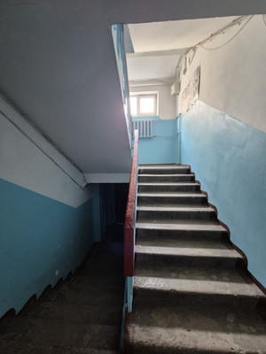 Продам двухкомнатную (2-комн.) квартиру, Сахалинская ул, 5, Южно-Сахалинск г