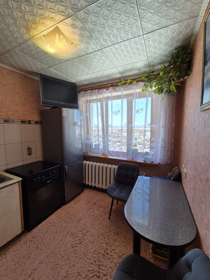 Продам двухкомнатную (2-комн.) квартиру, 2-я Набережная ул, 73, Южно-Сахалинск г