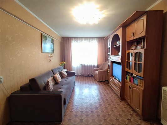 Продам трехкомнатную (3-комн.) квартиру, Жуковская ул, 23, Брянск г