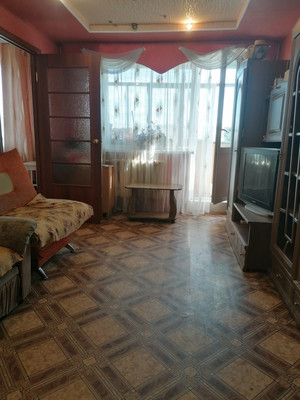 Продам трехкомнатную (3-комн.) квартиру, Матросова ул, 5А, Нижний Тагил г