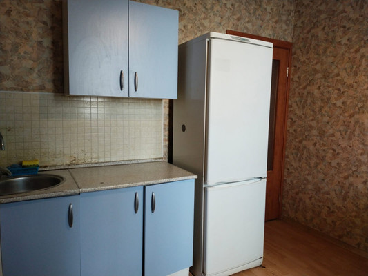 Продам трехкомнатную (3-комн.) квартиру, Преображенская ул, 13, Люберцы г