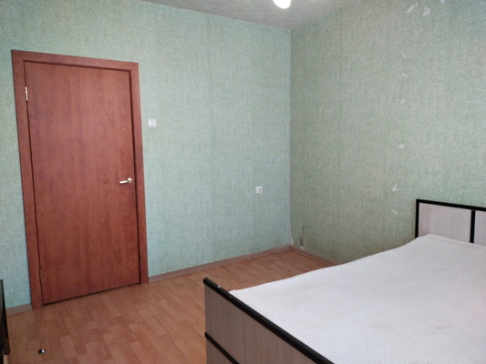 Продам трехкомнатную (3-комн.) квартиру, Преображенская ул, 13, Люберцы г