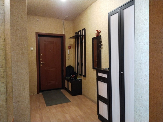 Продам трехкомнатную (3-комн.) квартиру, Преображенская ул, 13, Люберцы г