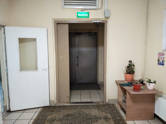 Продам трехкомнатную (3-комн.) квартиру, Преображенская ул, 13, Люберцы г
