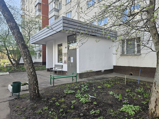 Продам трехкомнатную (3-комн.) квартиру, Крылатские Холмы ул, 30к4, Москва г