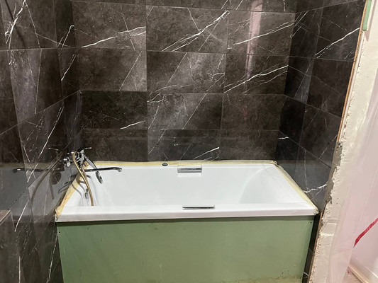 Продам трехкомнатную (3-комн.) квартиру, Строителей ул, 37а, Пермь г
