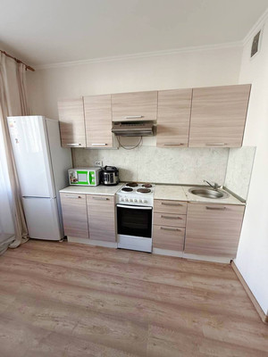 Продам однокомнатную (1-комн.) квартиру, Петровский б-р, 14к1, Мурино п