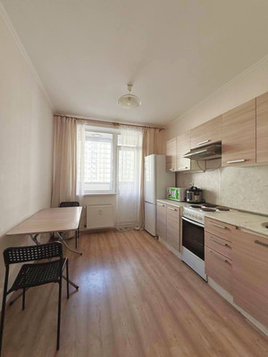 Продам однокомнатную (1-комн.) квартиру, Петровский б-р, 14к1, Мурино п
