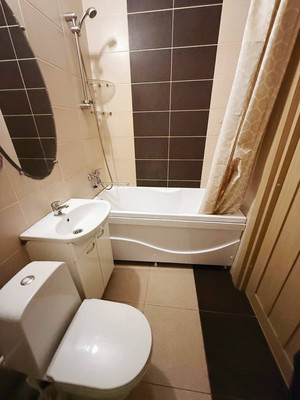 Продам однокомнатную (1-комн.) квартиру, Петровский б-р, 14к1, Мурино п