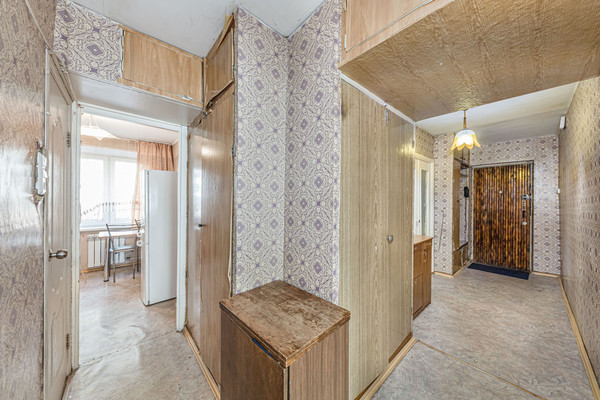 Продам двухкомнатную (2-комн.) квартиру, Курчатова ул, 3, Челябинск г