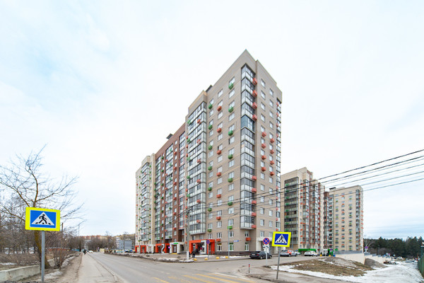 Продам двухкомнатную (2-комн.) квартиру, Тепличный (Подрезково мкр.) проезд, 6, Химки г