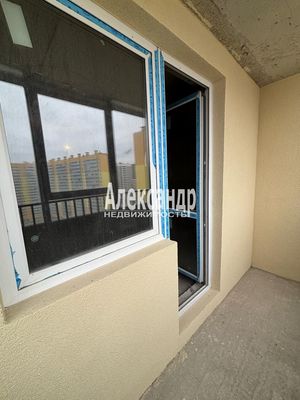 Продам однокомнатную (1-комн.) квартиру, Шувалова ул, 32, Мурино п