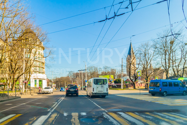 Продам трехкомнатную (3-комн.) квартиру, Мира пр-кт, 100 , Калининград г