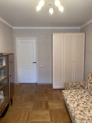 Продам двухкомнатную (2-комн.) квартиру, 1-я Баррикадная ул, 48, Ростов-на-Дону г