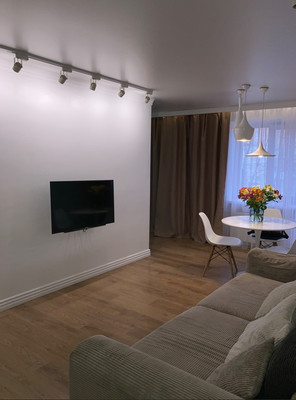 Продам трехкомнатную (3-комн.) квартиру, Красноармейская ул, 61/101, Ростов-на-Дону г