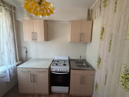 Продам однокомнатную (1-комн.) квартиру, Вокзальная ул, 150, Брянск г