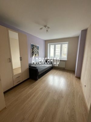Продам однокомнатную (1-комн.) квартиру, Шоссе в Лаврики ул, 59к2, Мурино п