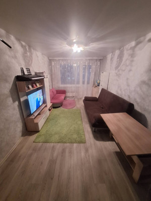 Продам двухкомнатную (2-комн.) квартиру, Островского ул, 2, Нижний Новгород г