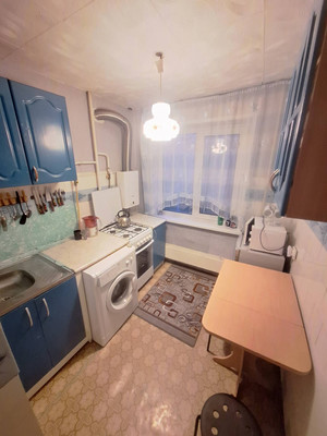 Продам двухкомнатную (2-комн.) квартиру, Островского ул, 2, Нижний Новгород г