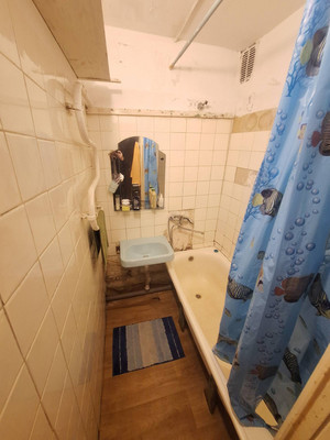 Продам двухкомнатную (2-комн.) квартиру, Островского ул, 2, Нижний Новгород г
