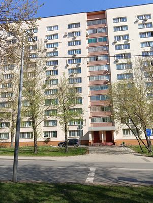 Продам трехкомнатную (3-комн.) квартиру, Полбина ул, 9к2, Москва г