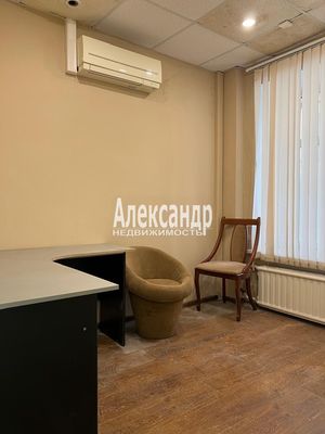 Продам коммерческое помещение 65,4 м2, Итальянская ул, 37/18, Санкт-Петербург г