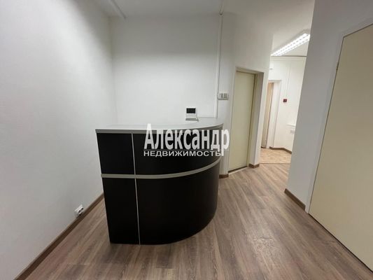 Продам коммерческое помещение 65,4 м2, Итальянская ул, 37/18, Санкт-Петербург г