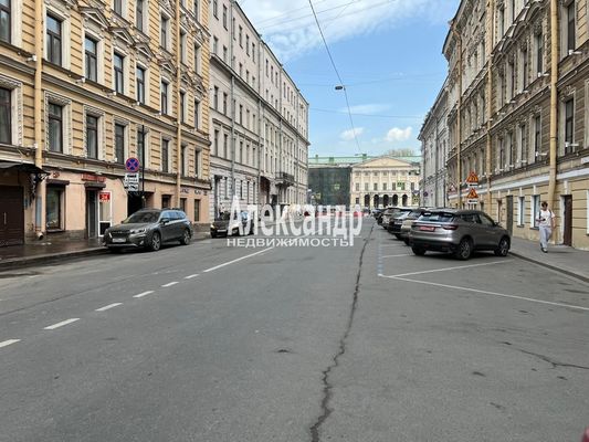 Продам коммерческое помещение 65,4 м2, Итальянская ул, 37/18, Санкт-Петербург г