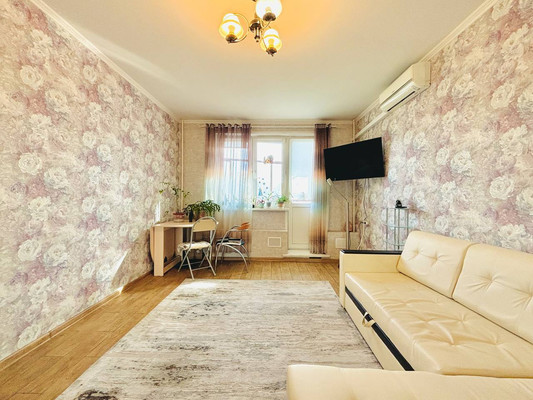 Продам однокомнатную (1-комн.) квартиру, Гурьевский проезд, 29к1, Москва г