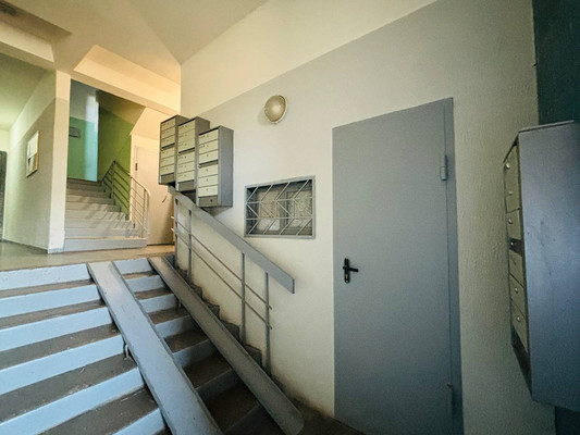 Продам однокомнатную (1-комн.) квартиру, Гурьевский проезд, 29к1, Москва г
