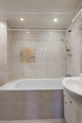 Продам трехкомнатную (3-комн.) квартиру, Капитана Маклакова ул, 6, Мурманск г