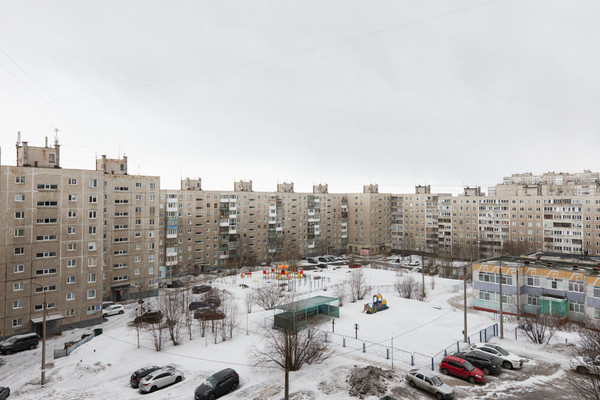 Продам трехкомнатную (3-комн.) квартиру, Капитана Маклакова ул, 6, Мурманск г