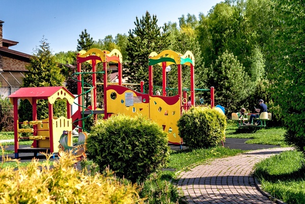Продам коттедж в поселке Марсель, Алёшинская Долина ул, 2А , Вороновское п, 34 км от города