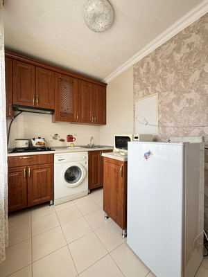 Продам двухкомнатную (2-комн.) квартиру, Горького ул, 56, Нальчик г