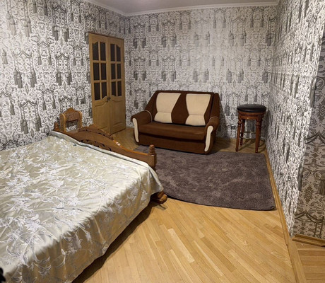 Продам многокомнатную квартиру, Мечникова ул, 81/3, Ростов-на-Дону г