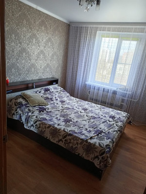 Продам трехкомнатную (3-комн.) квартиру, Гагарина ул, 1, Волгодонск г