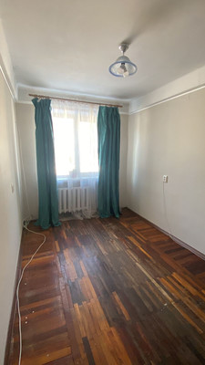 Продам трехкомнатную (3-комн.) квартиру, Ленина пр-кт, 65, Тосно г