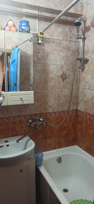 Продам трехкомнатную (3-комн.) квартиру, Ленина пр-кт, 65, Тосно г