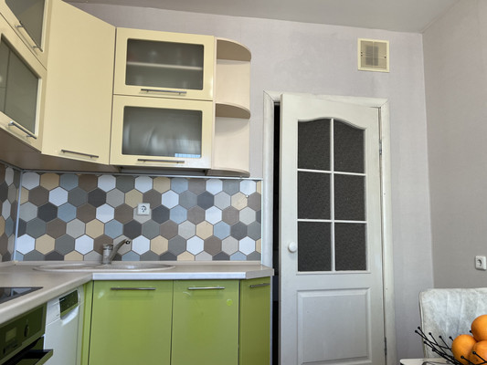Продам двухкомнатную (2-комн.) квартиру, Строителей ул, 5, Кондратово д