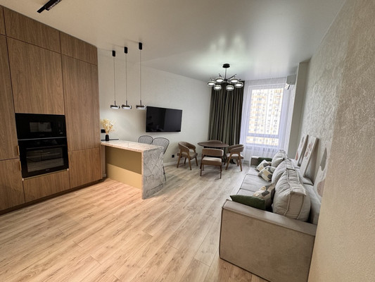 Продам трехкомнатную (3-комн.) квартиру, Чистопольская ул, 88, Казань г